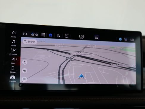 New 2025 Alfa Romeo Tonale w/ Premium Package image 36