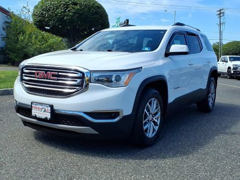 Used 2018 GMC Acadia SLE AWD/4WD image 3