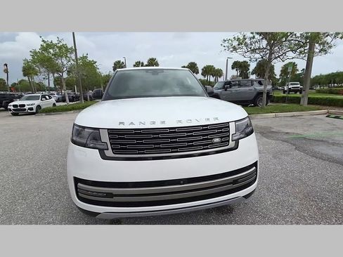 Used 2024 Land Rover Range Rover SE AWD/4WD image 46