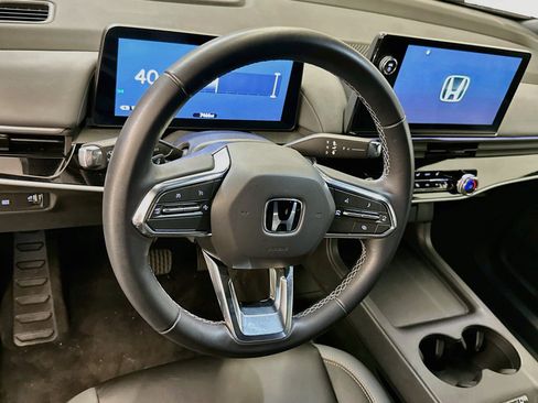 Used 2025 Honda Prologue Touring image 18