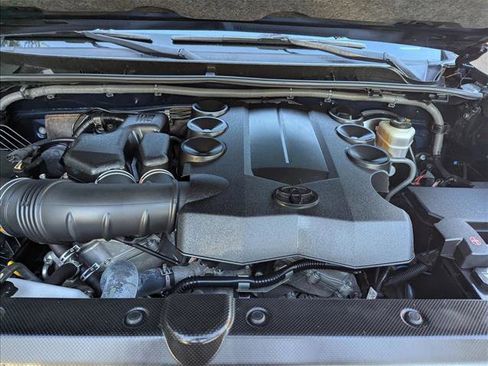 Certified 2019 Toyota 4Runner SR5 Premium image 23