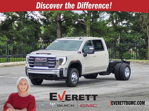 New 2026 GMC Sierra 3500 SLE w/ SLE Convenience Package AWD/4WD image 1