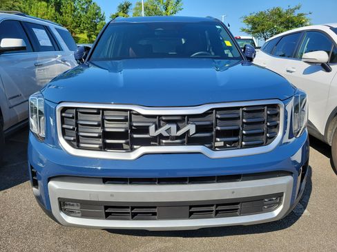 Used 2024 Kia Telluride SX AWD/4WD image 2