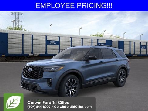 New 2026 Ford Explorer ST-Line AWD/4WD image 2