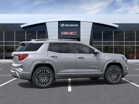 New 2027 GMC Terrain Denali w/ LPO, Floor Liner Package AWD/4WD image 5