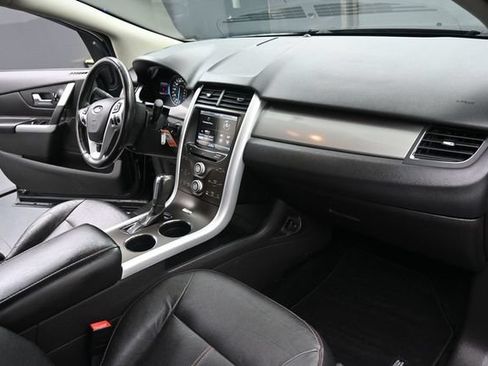Used 2013 Ford Edge SEL FWD image 30