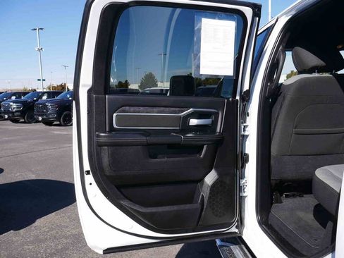 Certified 2024 RAM 3500 Big Horn image 15