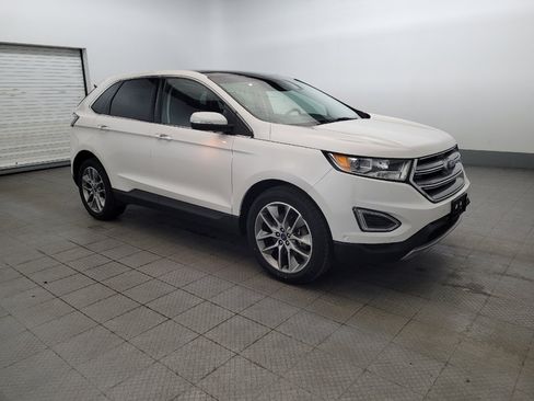 Used 2017 Ford Edge Titanium w/ Equipment Group 302A AWD/4WD image 11