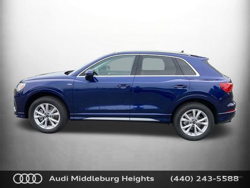 Certified 2025 Audi Q3 2.0T Premium w/ Convenience Package image 10