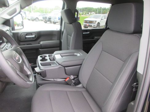 New 2026 GMC Sierra 3500 Pro AWD/4WD image 12