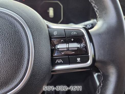 Used 2025 Kia Carnival SX w/ SX Dark Edition Package FWD image 26