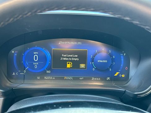 Used 2022 Ford Escape Titanium image 26