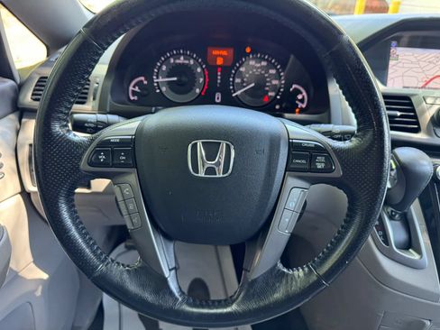 Used 2016 Honda Odyssey Touring image 13