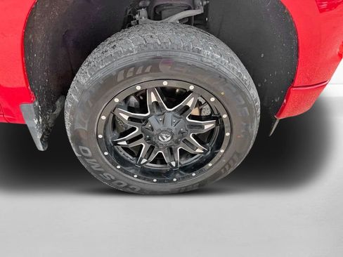 Used 2022 Chevrolet Silverado 1500 Custom AWD/4WD image 32