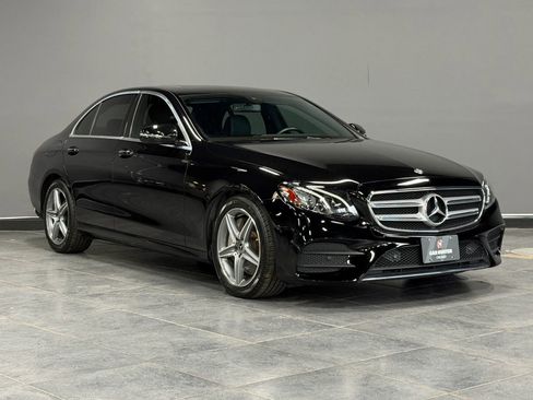 Used 2018 Mercedes-Benz E 300 image 3