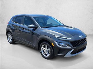 Used 2022 Hyundai Kona SE FWD video 3