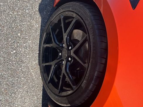 Used 2021 Chevrolet Corvette Stingray Preferred Cpe w/ Z51 Performance Package RWD image 5