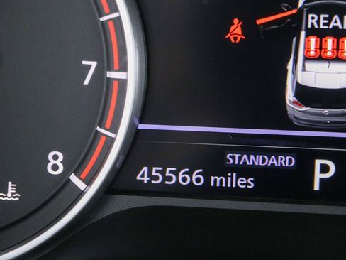 Used 2023 Nissan Rogue SV FWD image 16