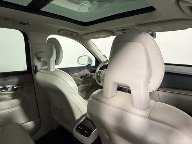 Used 2021 Volvo XC90 T8 Inscription w/ Advanced Package AWD/4WD image 26