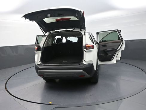 Used 2023 Nissan Rogue S FWD image 35