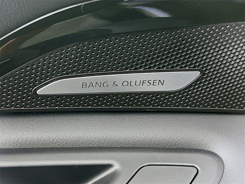 New 2025 Audi Q5 2.0T Premium Plus image 19