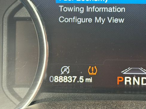Used 2019 Ford F150 Platinum w/ Equipment Group 701A Luxury AWD/4WD image 11