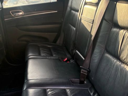 Used 2016 Jeep Grand Cherokee Limited image 17