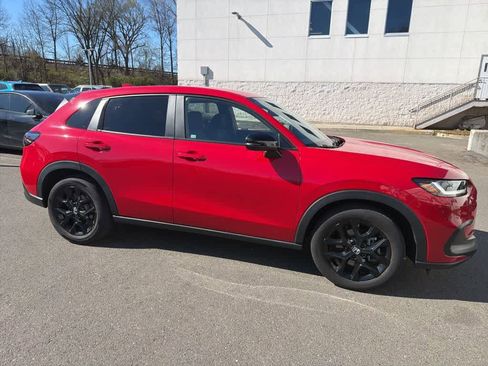 Used 2023 Honda HR-V Sport image 13