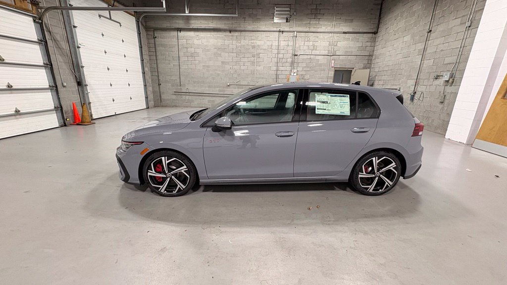 New 2026 Volkswagen GTI SE FWD image 2