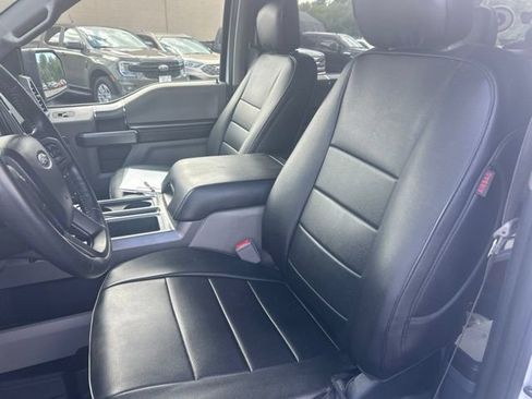 Used 2018 Ford F150 XLT w/ Equipment Group 302A Luxury AWD/4WD image 11