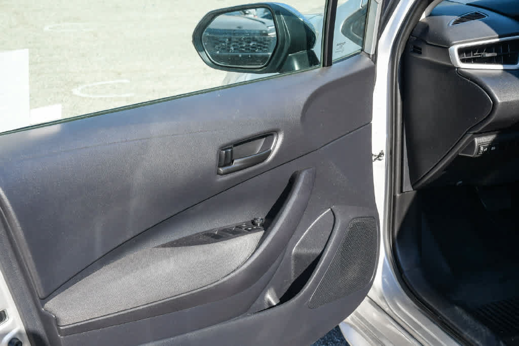 Certified 2025 Toyota Corolla LE FWD image 24
