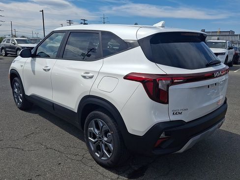 New 2026 Kia Seltos LX AWD/4WD image 4