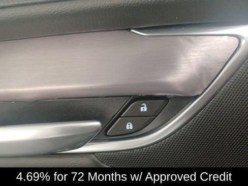 Used 2019 Cadillac XT5 Luxury FWD image 14