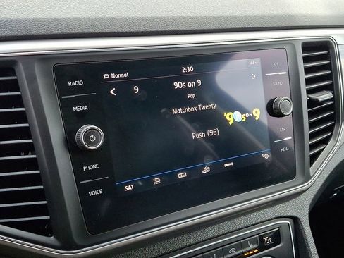 Used 2019 Volkswagen Atlas SE w/ Towing Package image 19