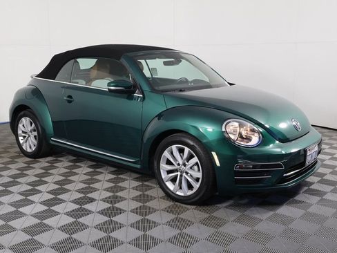 Used 2017 Volkswagen Beetle 1.8T S image 2