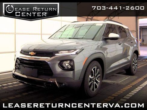 Used 2021 Chevrolet TrailBlazer ACTIV w/ Convenience Package FWD image 1