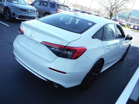 Used 2024 Honda Civic Sport image 7