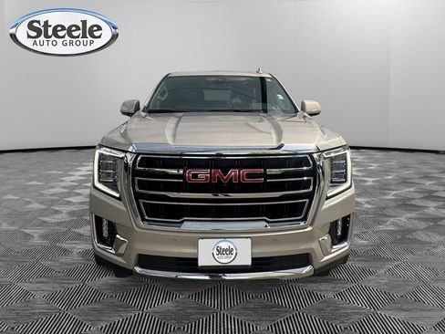 Used 2022 GMC Yukon SLT w/ SLT Premium Package AWD/4WD image 8