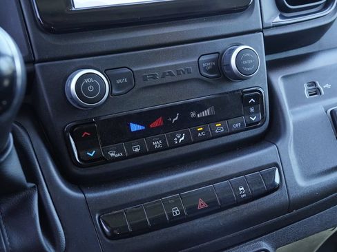 Used 2025 RAM ProMaster 2500 w/ Convenience Group FWD image 20