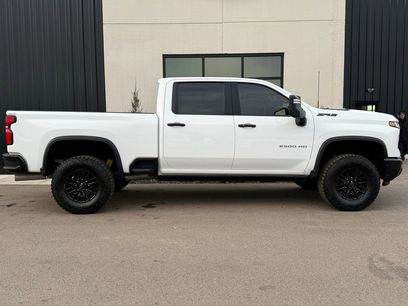 Used 2025 Chevrolet Silverado 2500 ZR2 w/ Technology Package