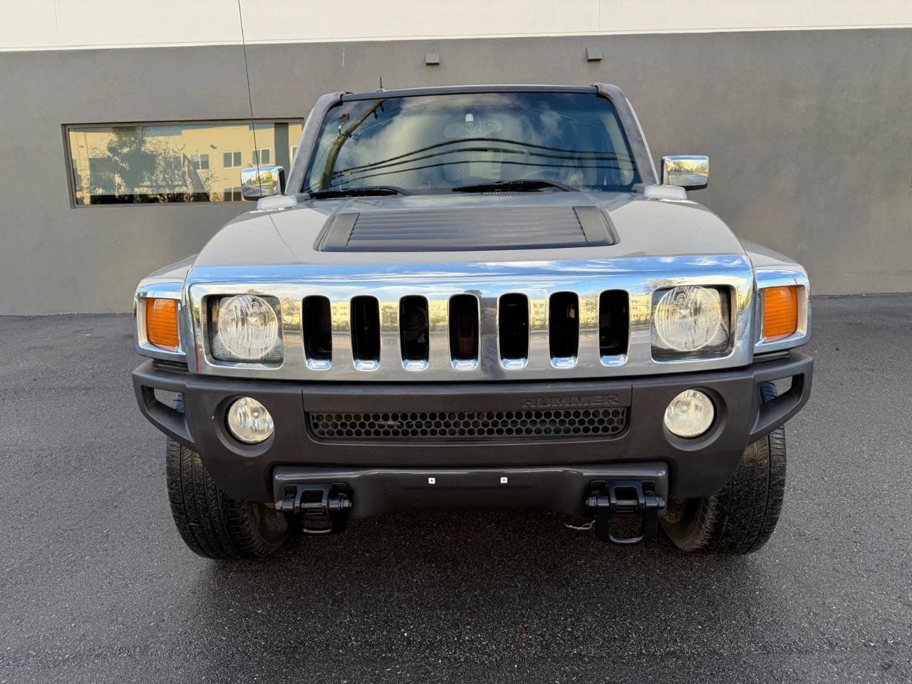 Used 2006 HUMMER H3 w/ Chrome Appearance Package AWD/4WD image 4