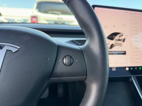 Used 2019 Tesla Model 3 Long Range AWD/4WD image 17