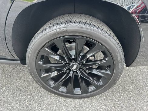 Certified 2026 Cadillac Escalade Platinum Sport w/ LPO, ONYX Package AWD/4WD image 20