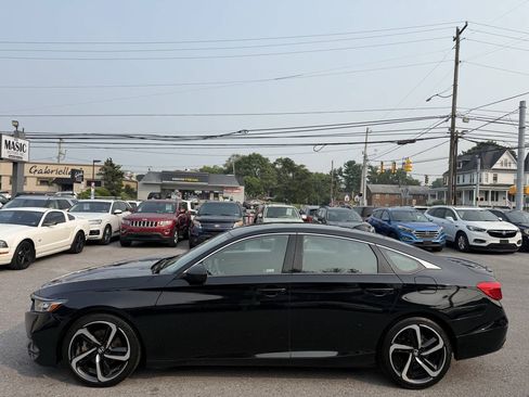 Used 2019 Honda Accord Sport image 5