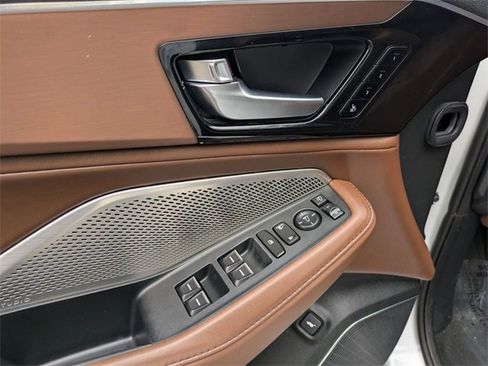 Certified 2023 Acura MDX SH-AWD w/ Technology Package image 23