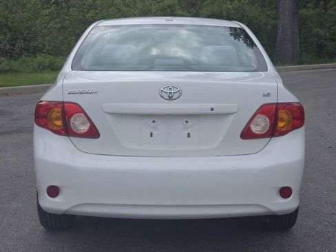 Used 2010 Toyota Corolla FWD image 9