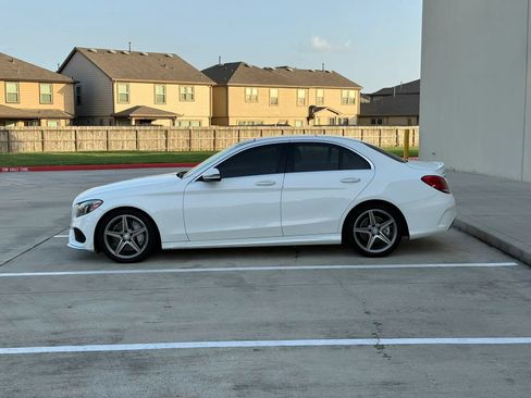 Used 2016 Mercedes-Benz C 300 Sedan image 4