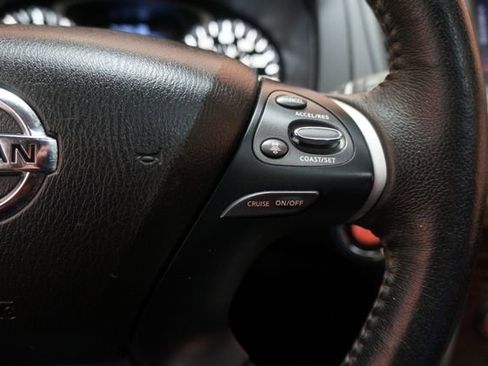 Used 2018 Nissan Pathfinder Platinum AWD/4WD image 26