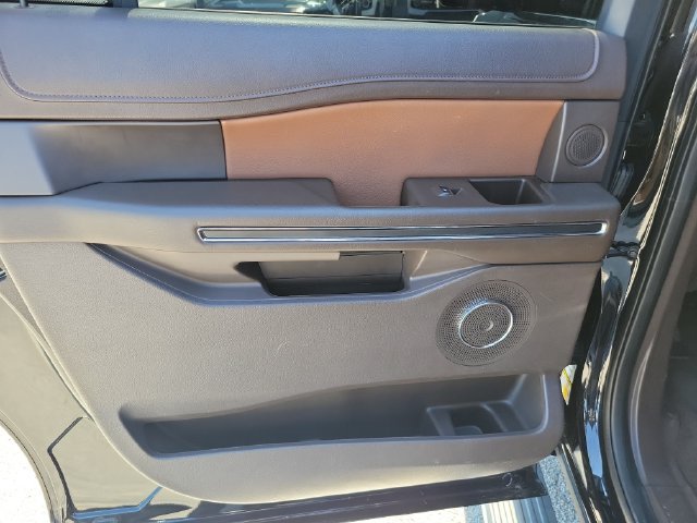 Used 2022 Ford Expedition Max King Ranch AWD/4WD image 19