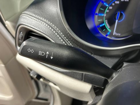 Used 2024 Chrysler Pacifica Limited FWD image 20